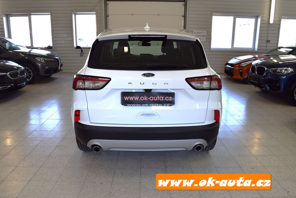 ford-kuga-1-5-eblue-titanium-56-000-km-d - 5