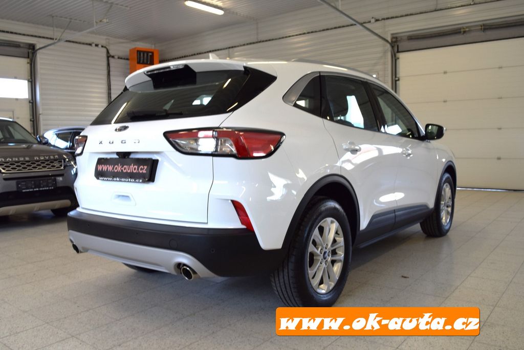 ford-kuga-1-5-eblue-titanium-56-000-km-d - 6