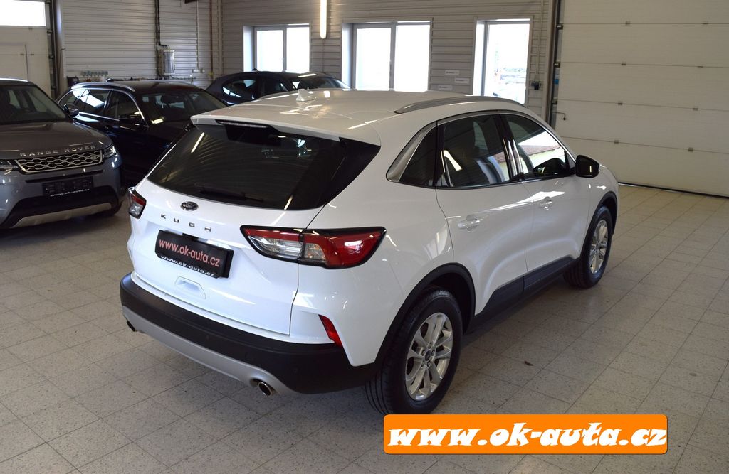 ford-kuga-1-5-eblue-titanium-56-000-km-d - 7
