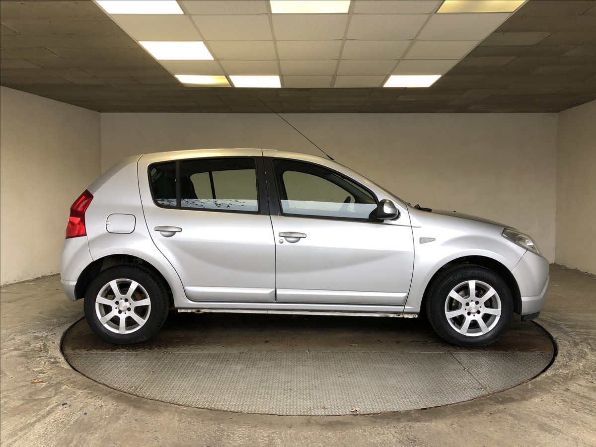 dacia-sandero-1-4-mpi - 7