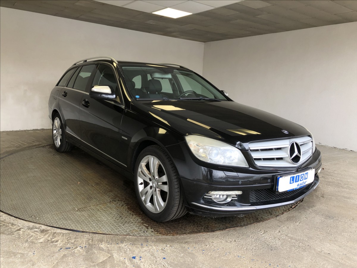 Mercedes-Benz Třídy C 2,2 220 CDI