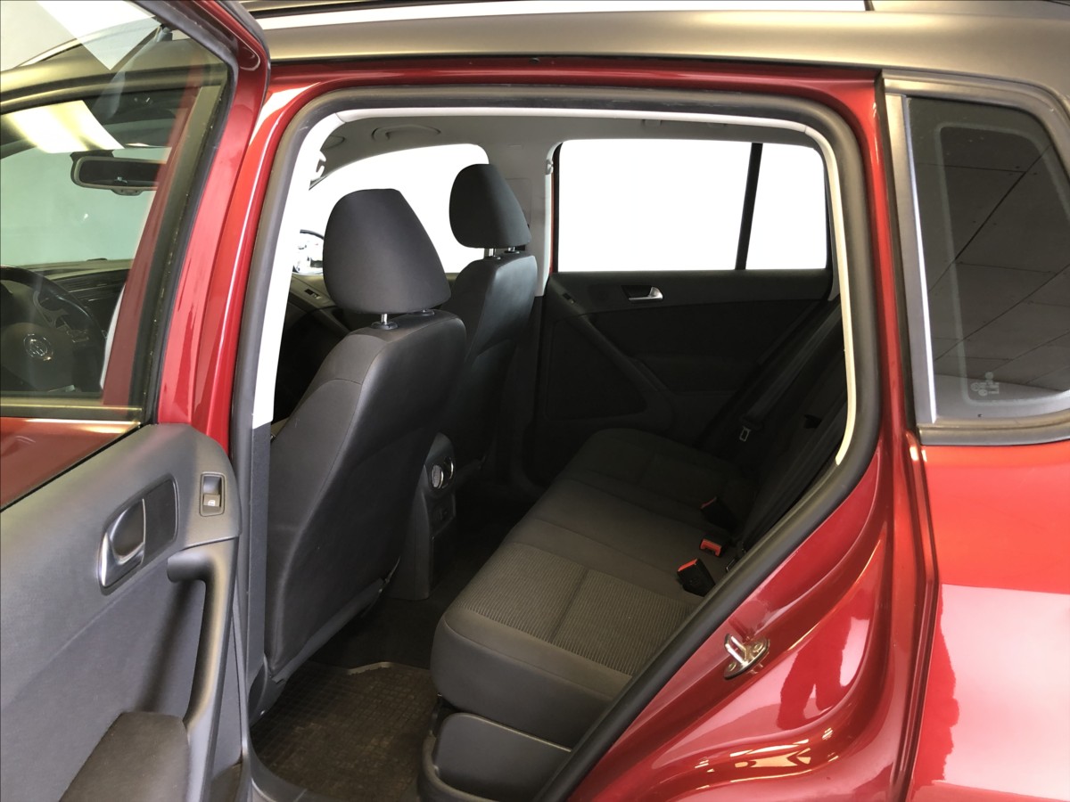 volkswagen-tiguan-2-0-tdi - 9