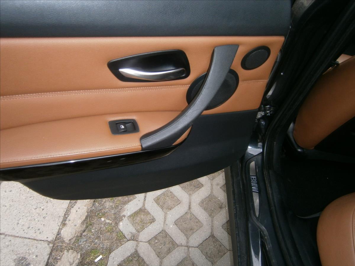 bmw-rada-3-3-0-d-330d-xdrive - 9
