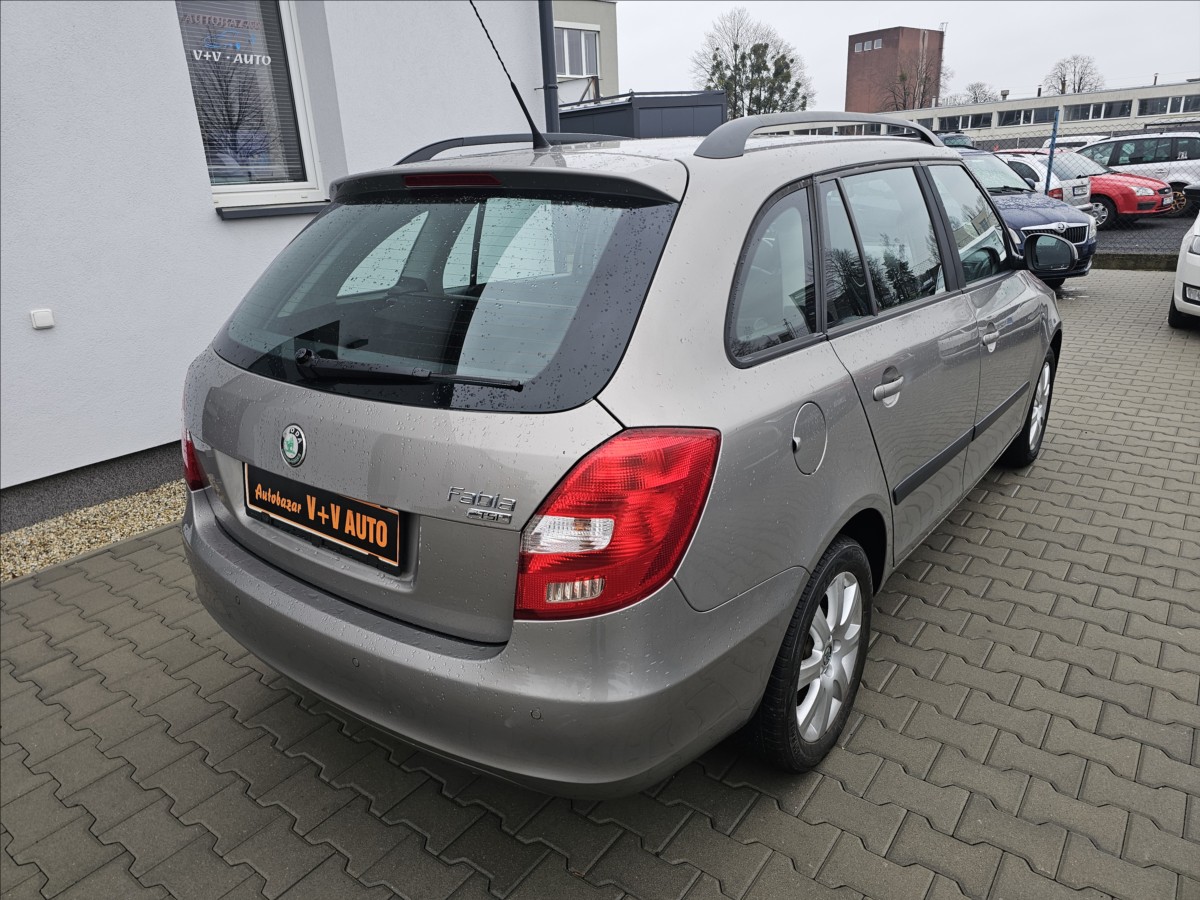 skoda-fabia-ii-1-2-tsi-ambition-klima - 5