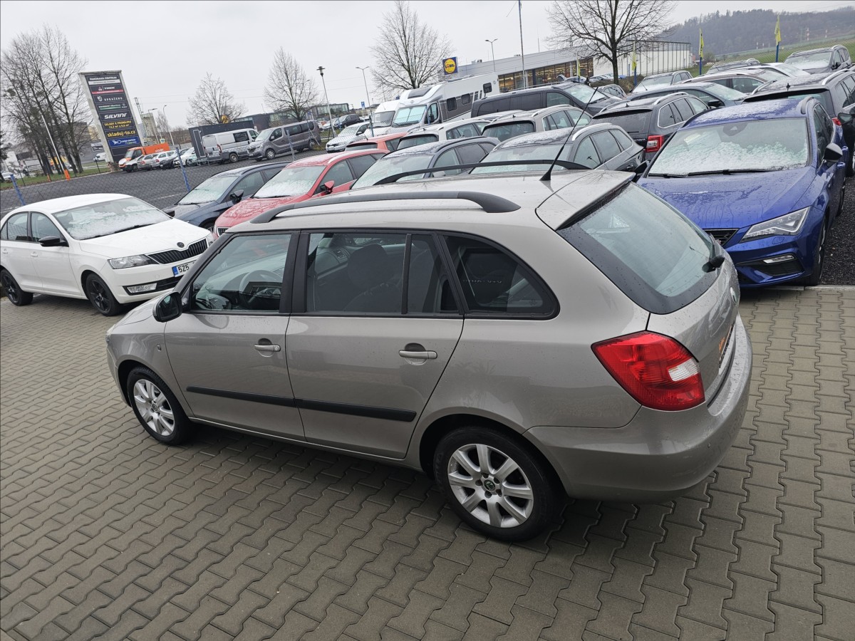 skoda-fabia-ii-1-2-tsi-ambition-klima - 8