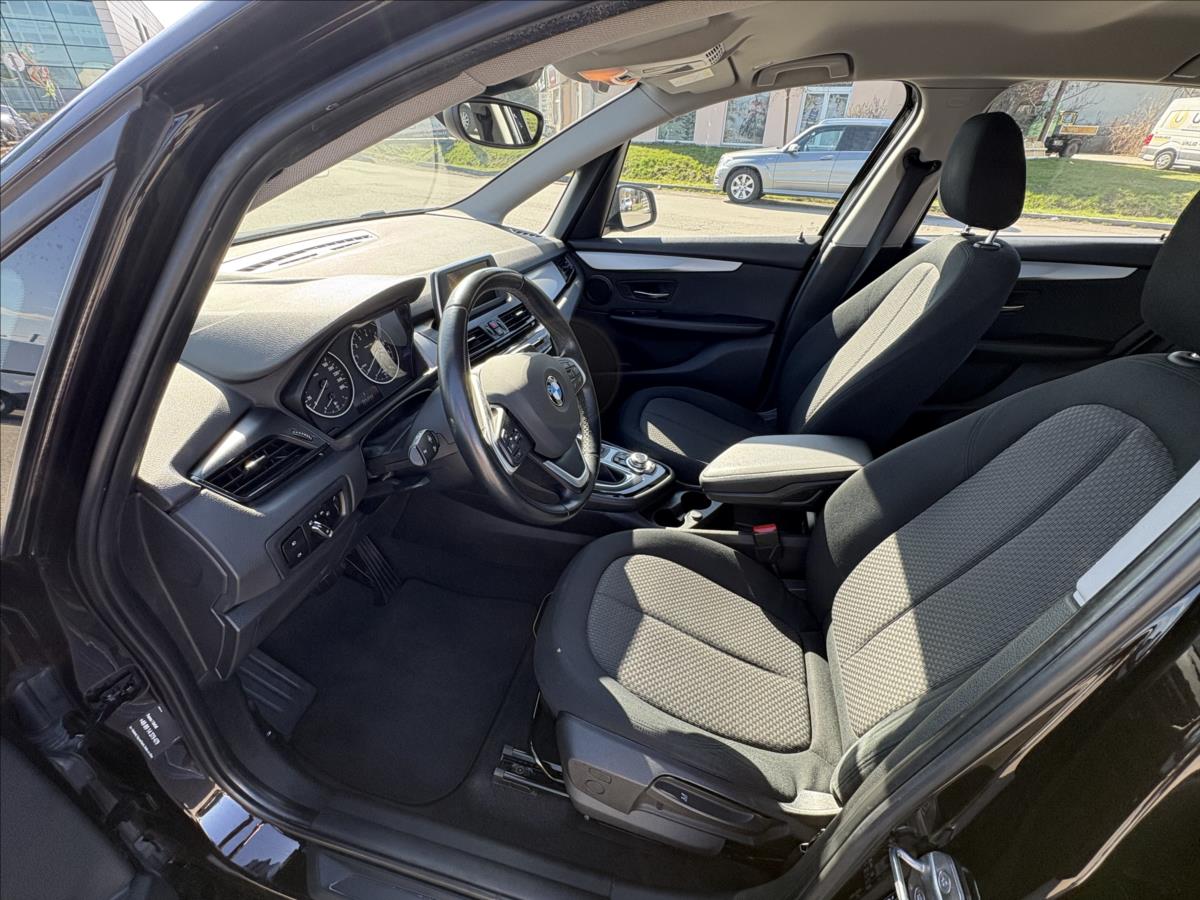 bmw-rada-2-1-5-218i-100kw-at-led-navi-pdc - 2
