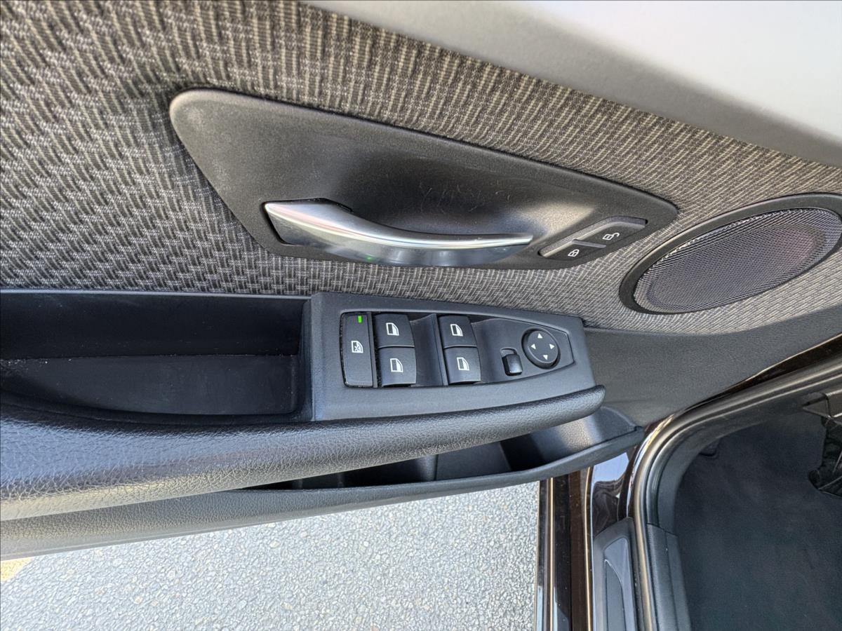 bmw-rada-2-1-5-218i-100kw-at-led-navi-pdc - 3