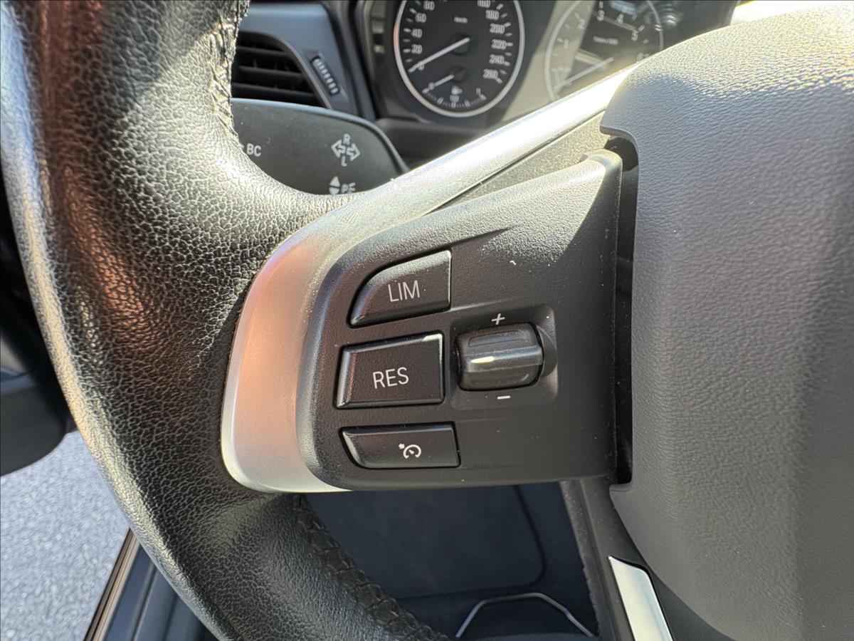 bmw-rada-2-1-5-218i-100kw-at-led-navi-pdc - 7