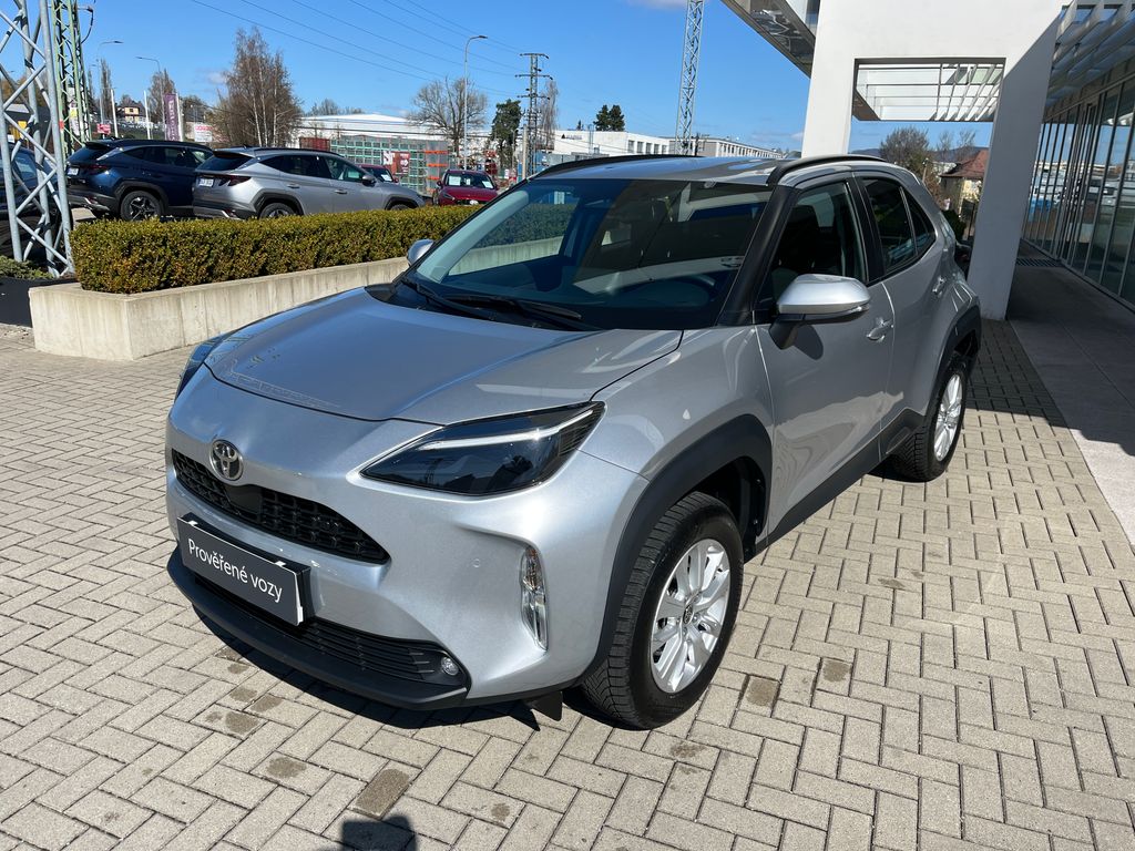 toyota-yaris-cross-1-5-hybrid-e-cvt-4x4-comfort - 1