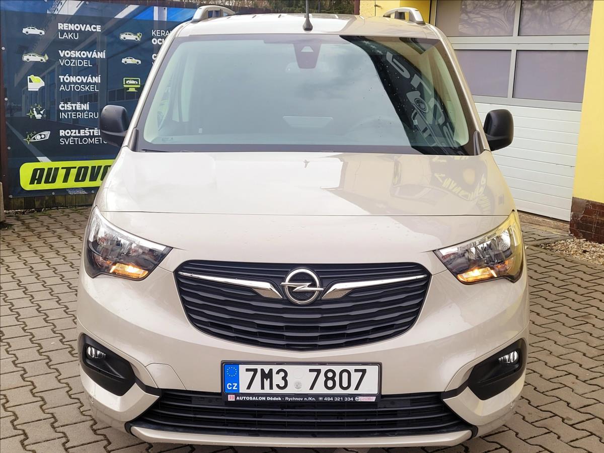 opel-combo-1-2-t-life-top-stav-cebia - 1