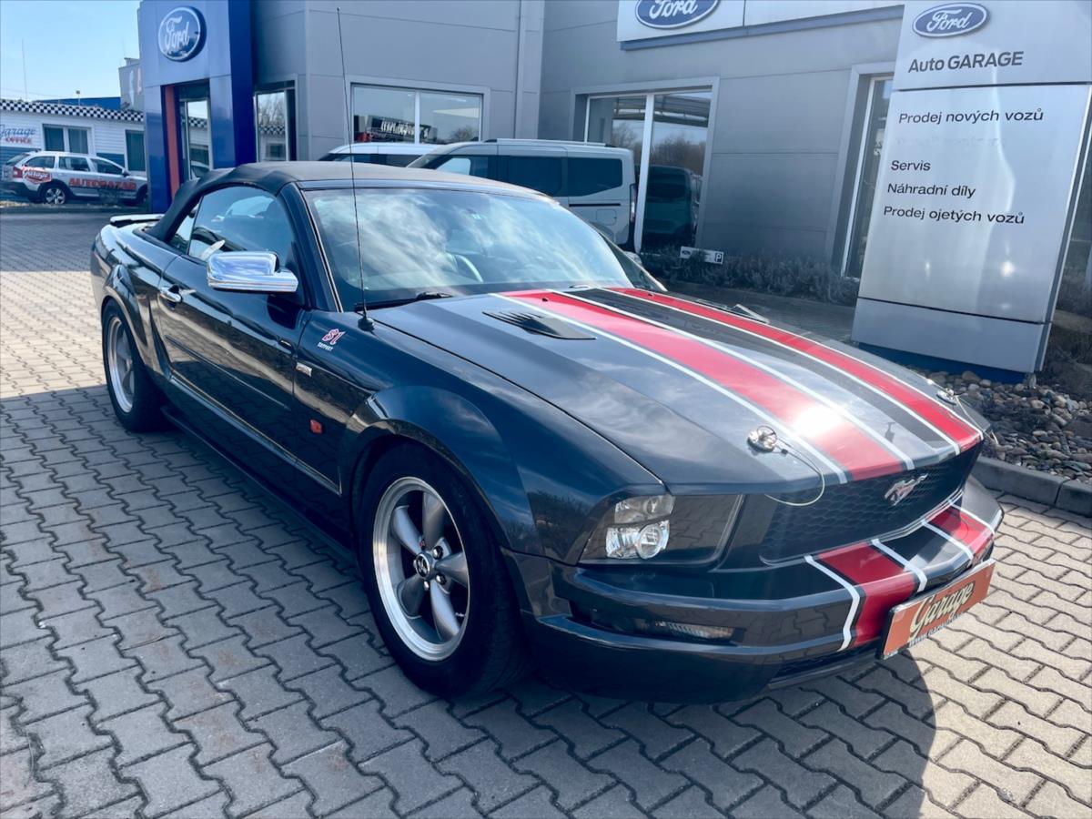 ford-mustang-4-0-i-v6 - 2