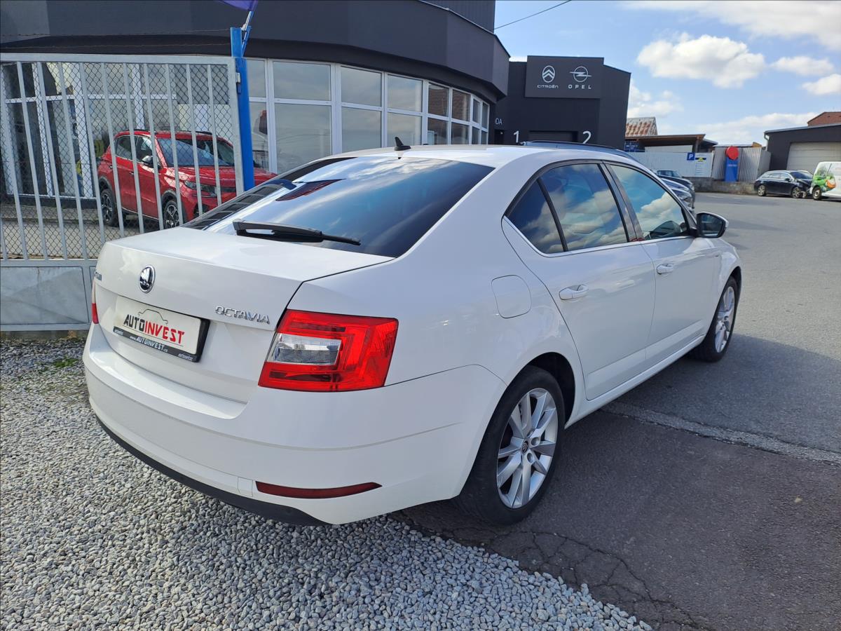 skoda-octavia-1-6-tdi-85kw-dsg-style - 2