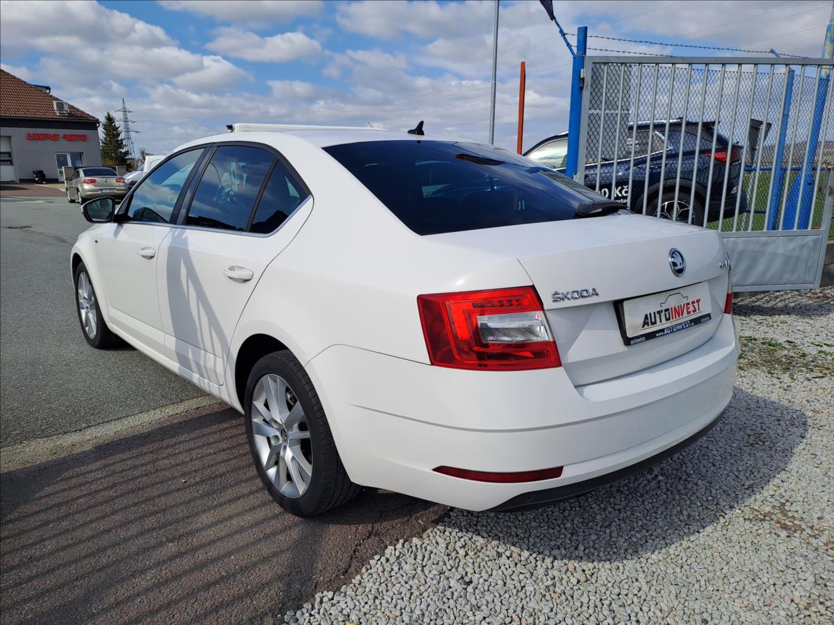 skoda-octavia-1-6-tdi-85kw-dsg-style - 3