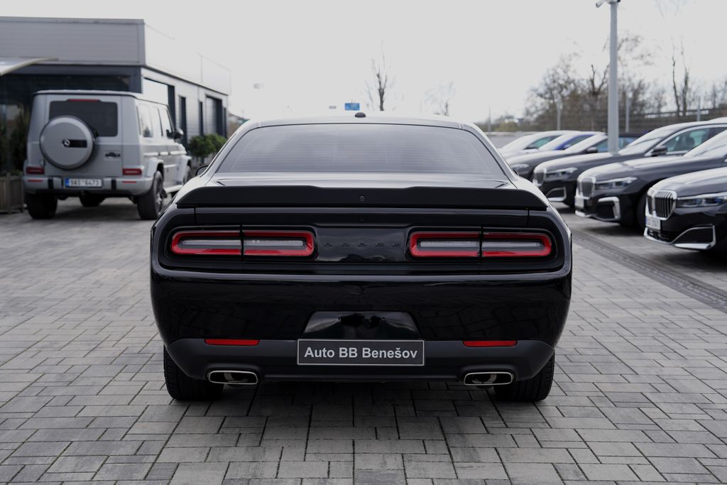 dodge-challenger-3-6-v6-automat-kuze-xenony - 4