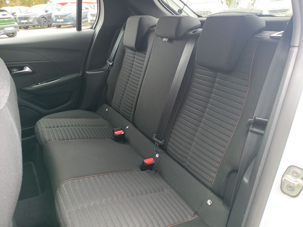 peugeot-208-active-pack-1-2-pt-75-man5 - 4