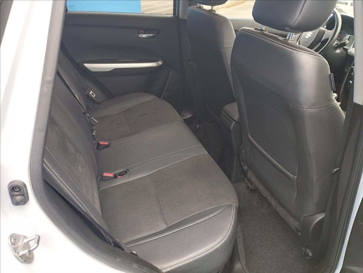 suzuki-vitara-1-6-ddis-88kw-4x4-kuze-led - 8