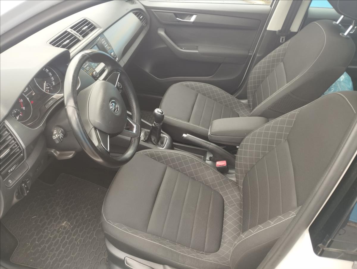 skoda-fabia-1-2-tsi-66kw-100-km - 6