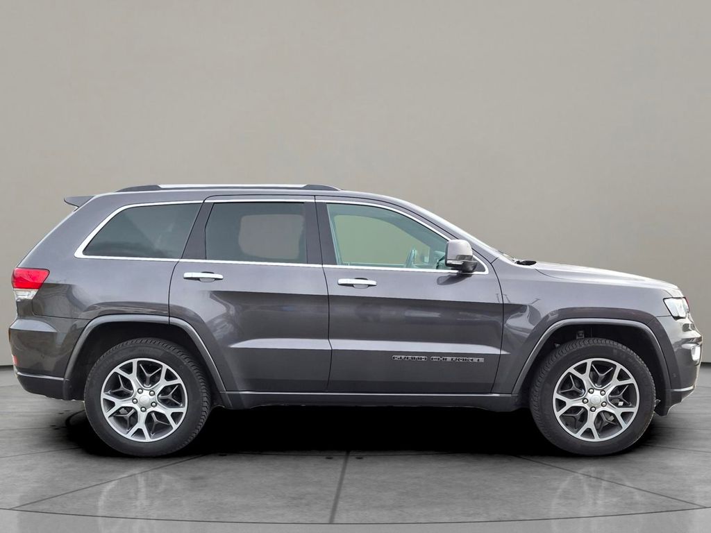jeep-grand-cherokee-3-0-crd-4wd-overland - 2