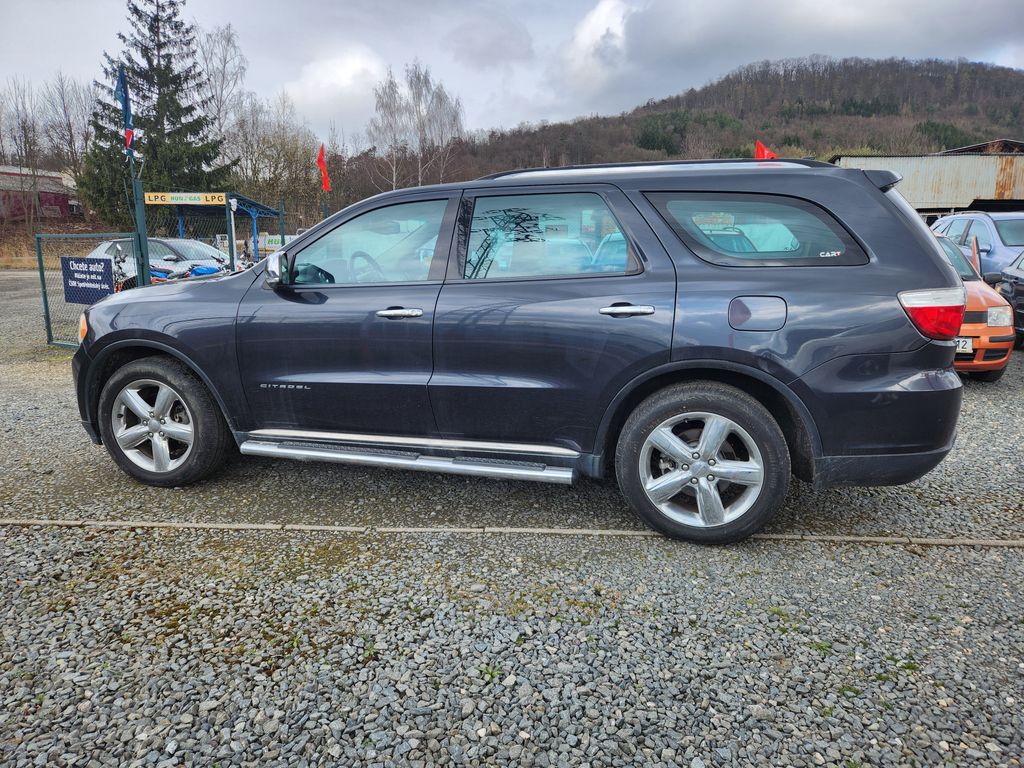 dodge-durango-5-7i-v8-hemi - 4