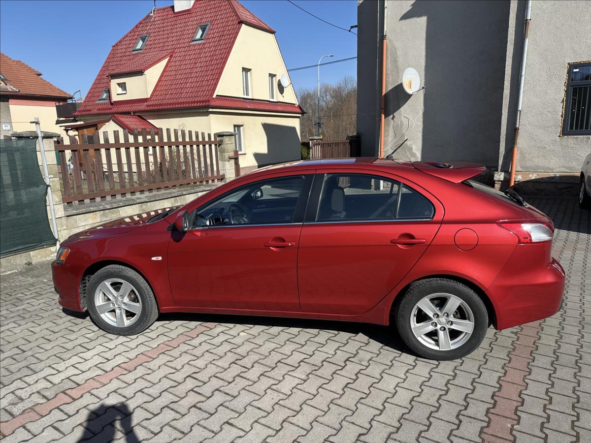 mitsubishi-lancer-1-8 - 7