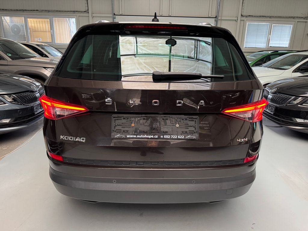 skoda-kodiaq-2-0-tsi-dsg-4x4-style - 4