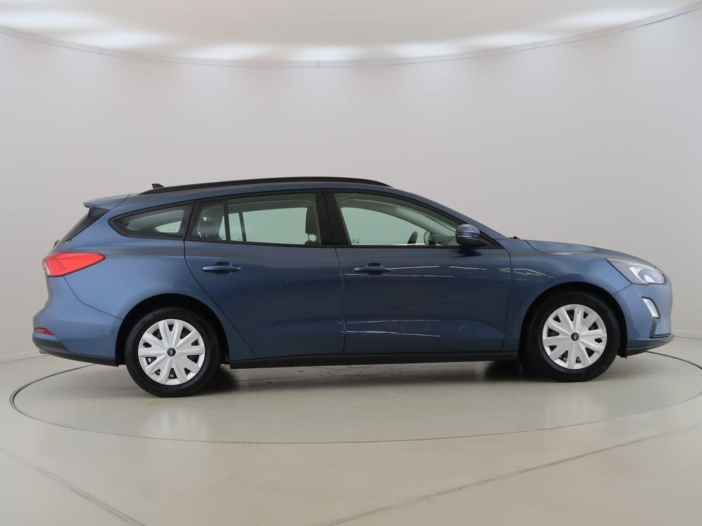 ford-focus-1-0ecoboost-cz-1maj-trend - 3