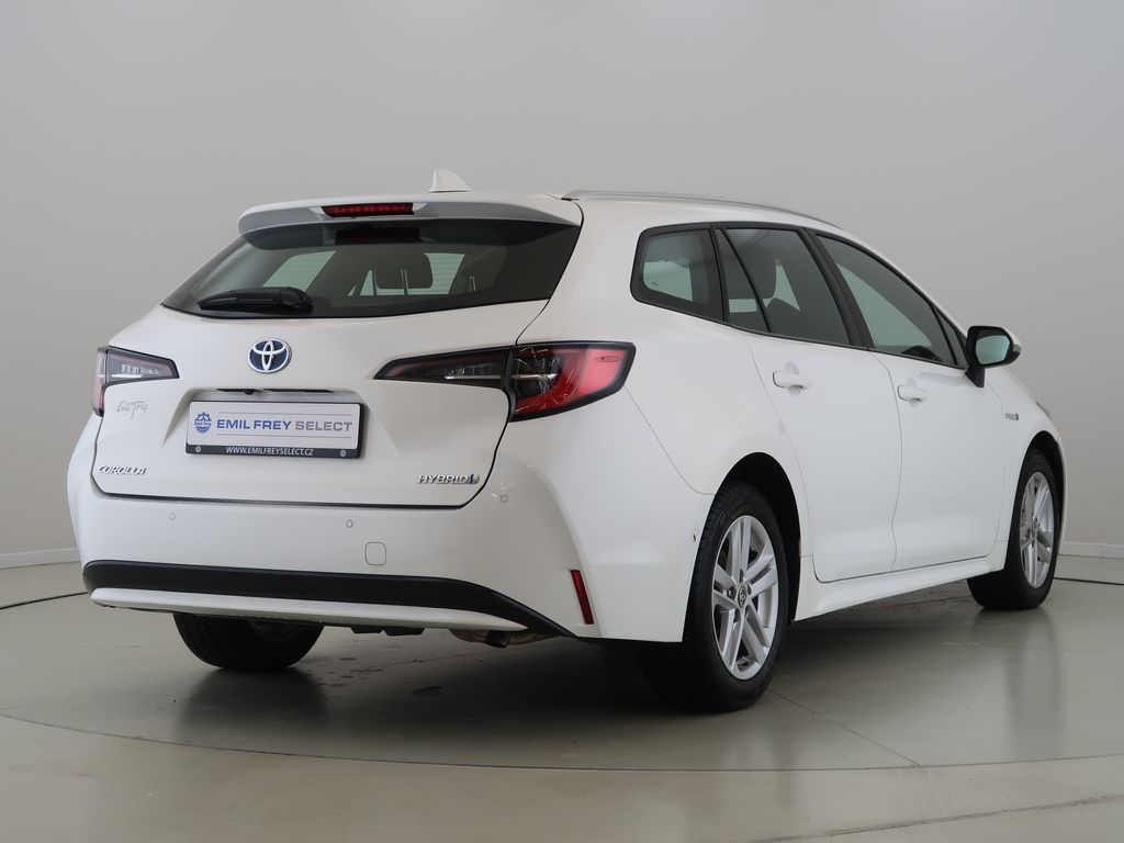 toyota-corolla-1-8hybrid-cz-comforttech - 4