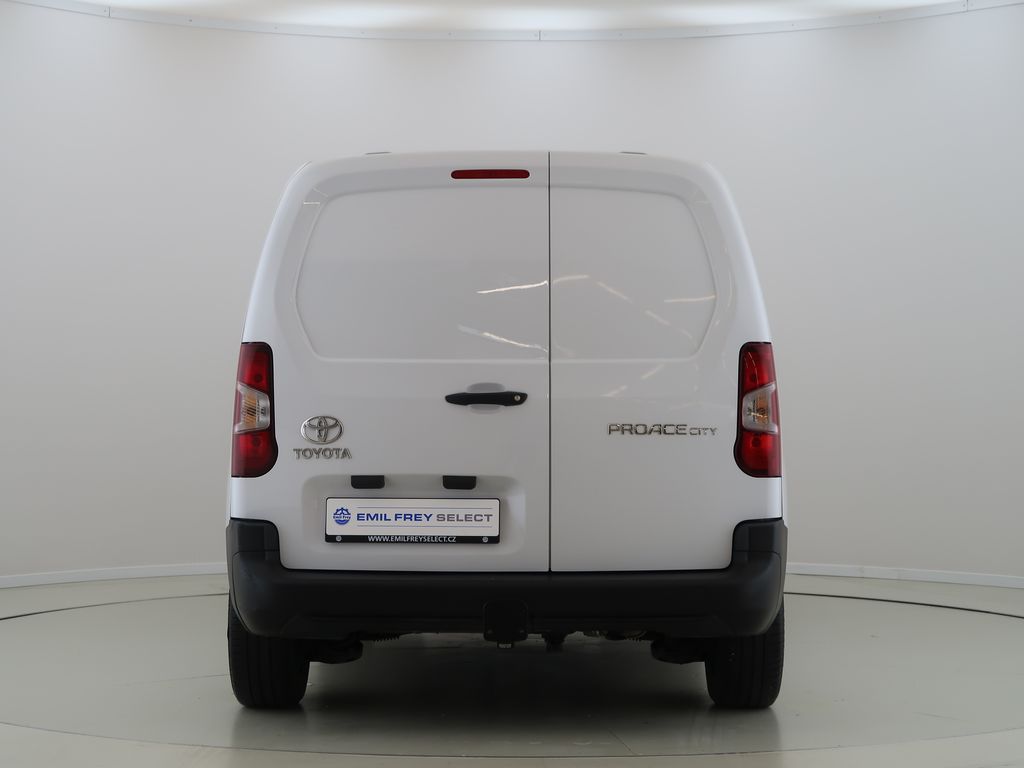 toyota-proace-1-2vvt-i-at-cz-1maj-dph-active - 5