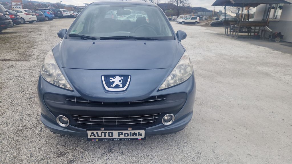 Peugeot 207 1,4 16V