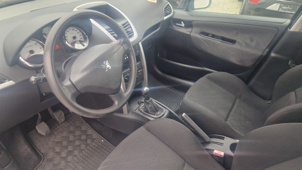 peugeot-207-1-4-16v - 9
