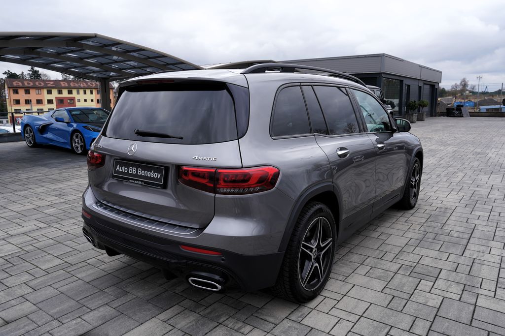 mercedes-benz-glb-200d-4matic-amg-at-150-ps-led - 5