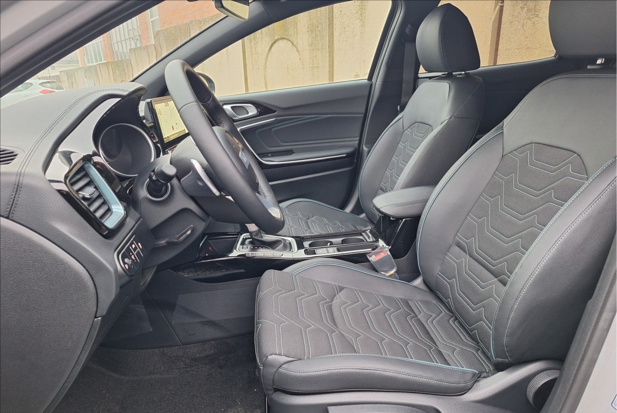 kia-xceed-1-6-tgdi-7dct-aut-steel-ed - 6