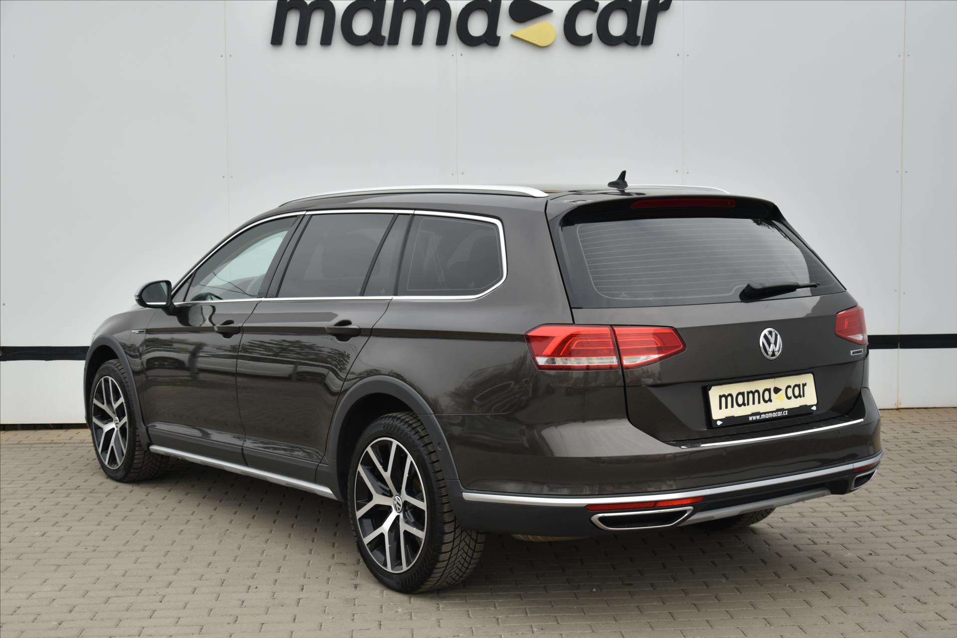 volkswagen-passat-2-0tdi-140kw-4motion-alltrack - 4
