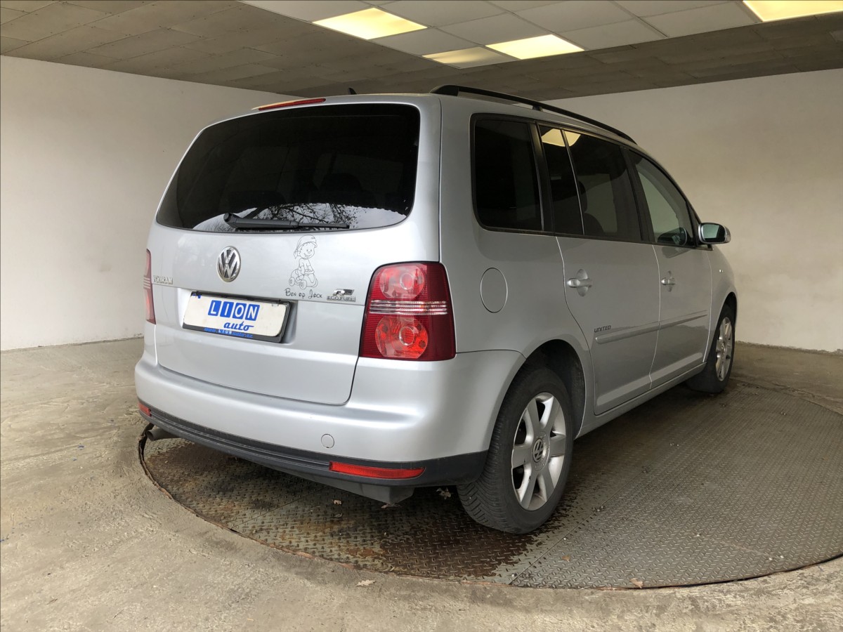 volkswagen-touran-2-0-cng-united - 6