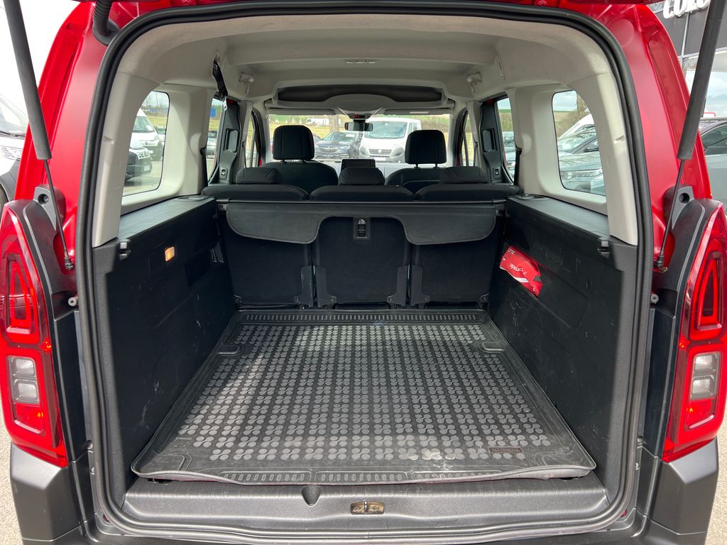 citroen-berlingo-1-5-hdi-131k-servis-zaruka - 5