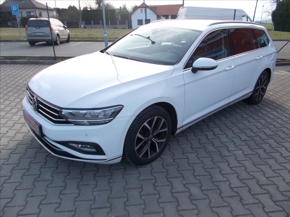volkswagen-passat-2-0-tsi-dsg-140-kw-cr-1-majitel-acc - 2