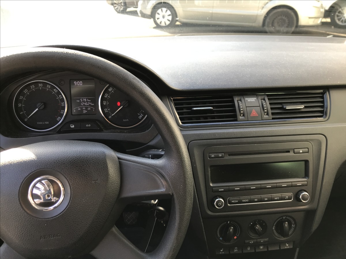 skoda-rapid-1-6-tdi-77kw - 7