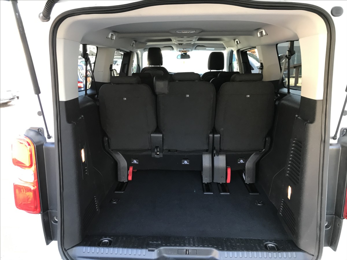 toyota-proace-2-0-d-4d-150k-l2-shuttle-8mist - 6