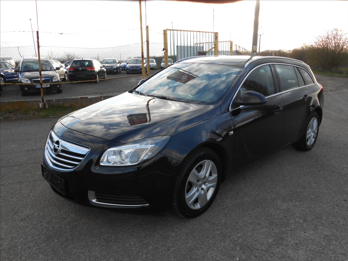 opel-insignia-1-6-85-kw-klima-serviska - 1