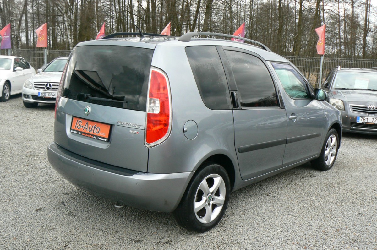 skoda-roomster-1-6-tdi-family - 4