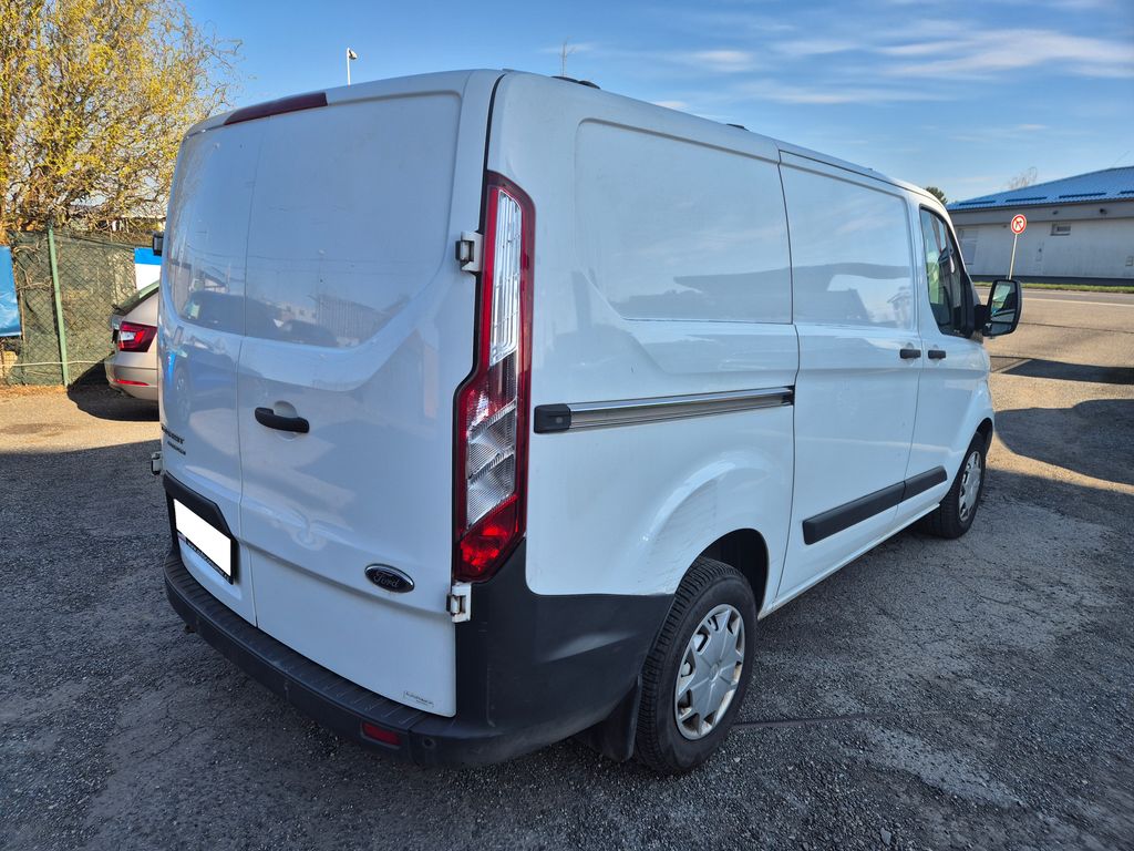ford-transit-custom-2-0-tdci-cz - 4