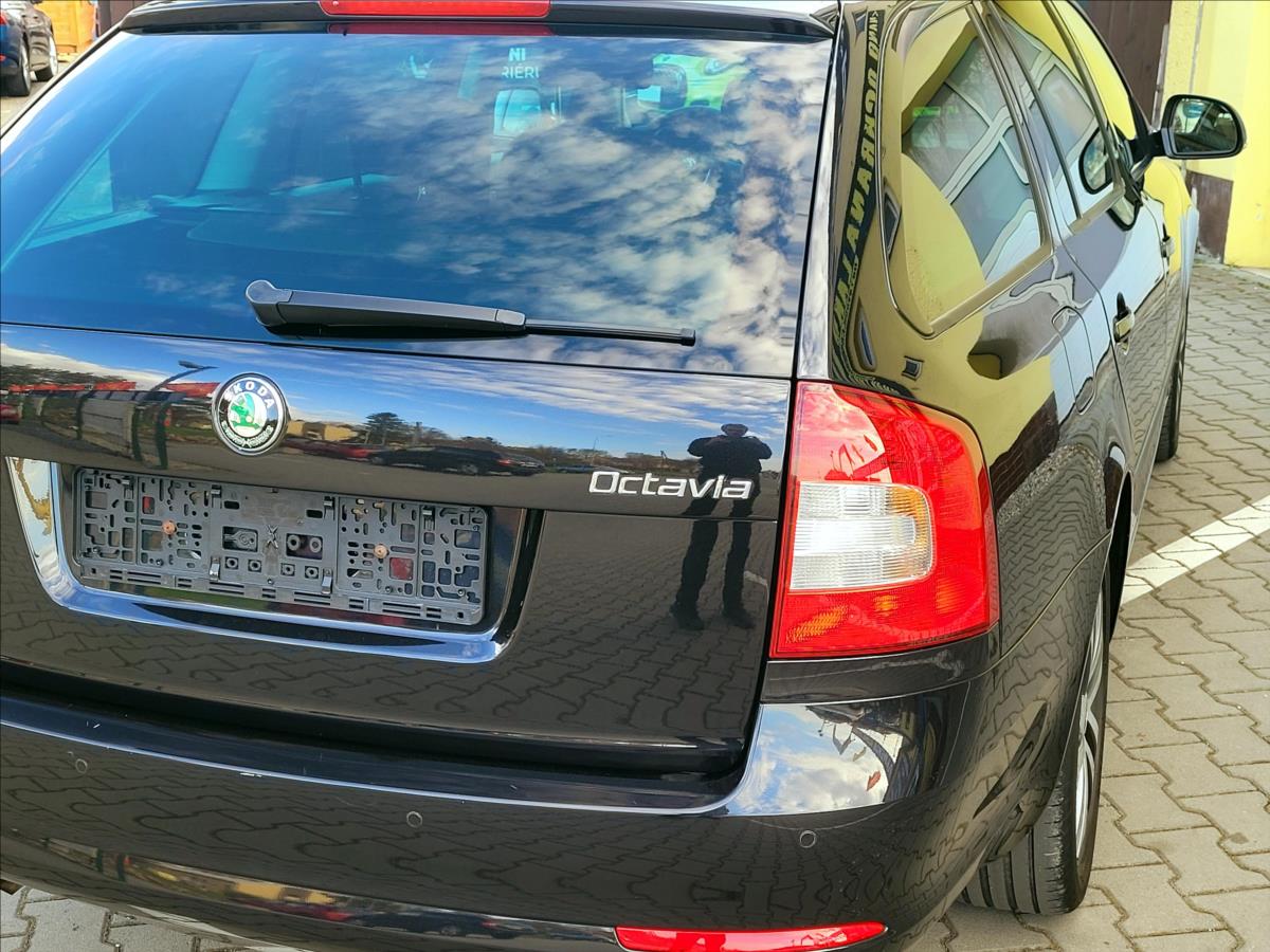 skoda-octavia-1-4-tsi-style-serv-kniha-1-maj - 8