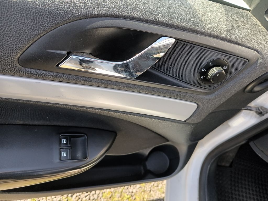 skoda-octavia-1-6-tdi-ambition-koupeno-v-cz - 9