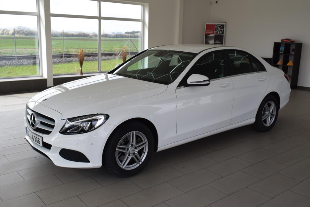 Mercedes-Benz Třídy C 2,2 CDI, ČR,106814 km,serviska,