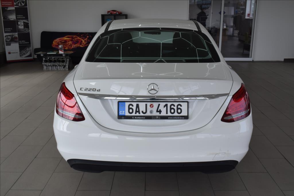 mercedes-benz-tridy-c-2-2-cdi-cr-106814-km-serviska - 6