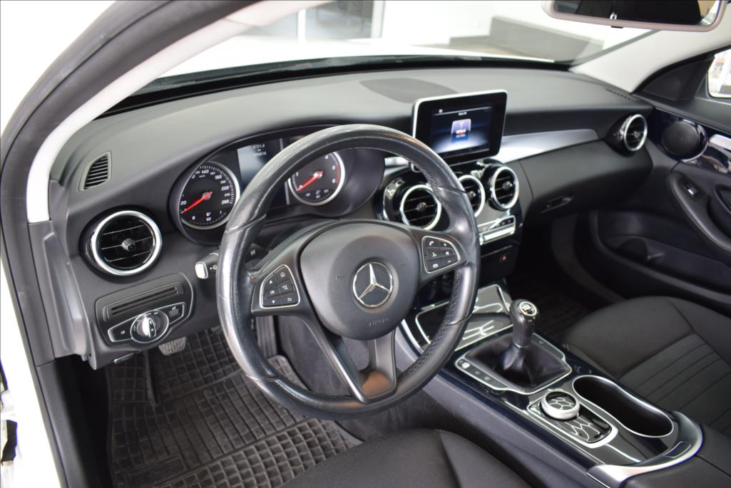 mercedes-benz-tridy-c-2-2-cdi-cr-106814-km-serviska - 8