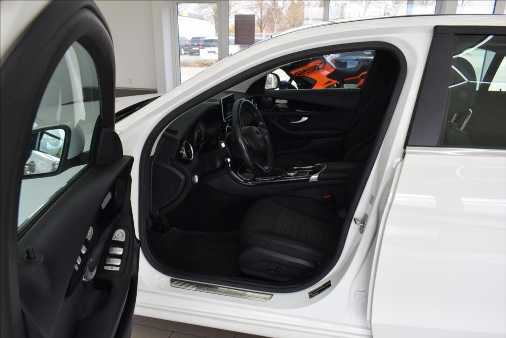 mercedes-benz-tridy-c-2-2-cdi-cr-106814-km-serviska - 9