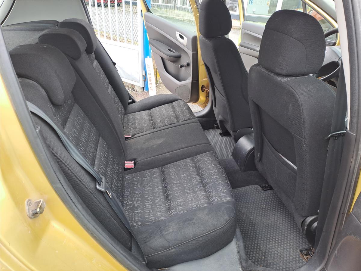 peugeot-307-1-4-i - 6