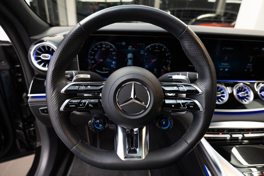 mercedes-benz-amg-gt-63-4matic - 5