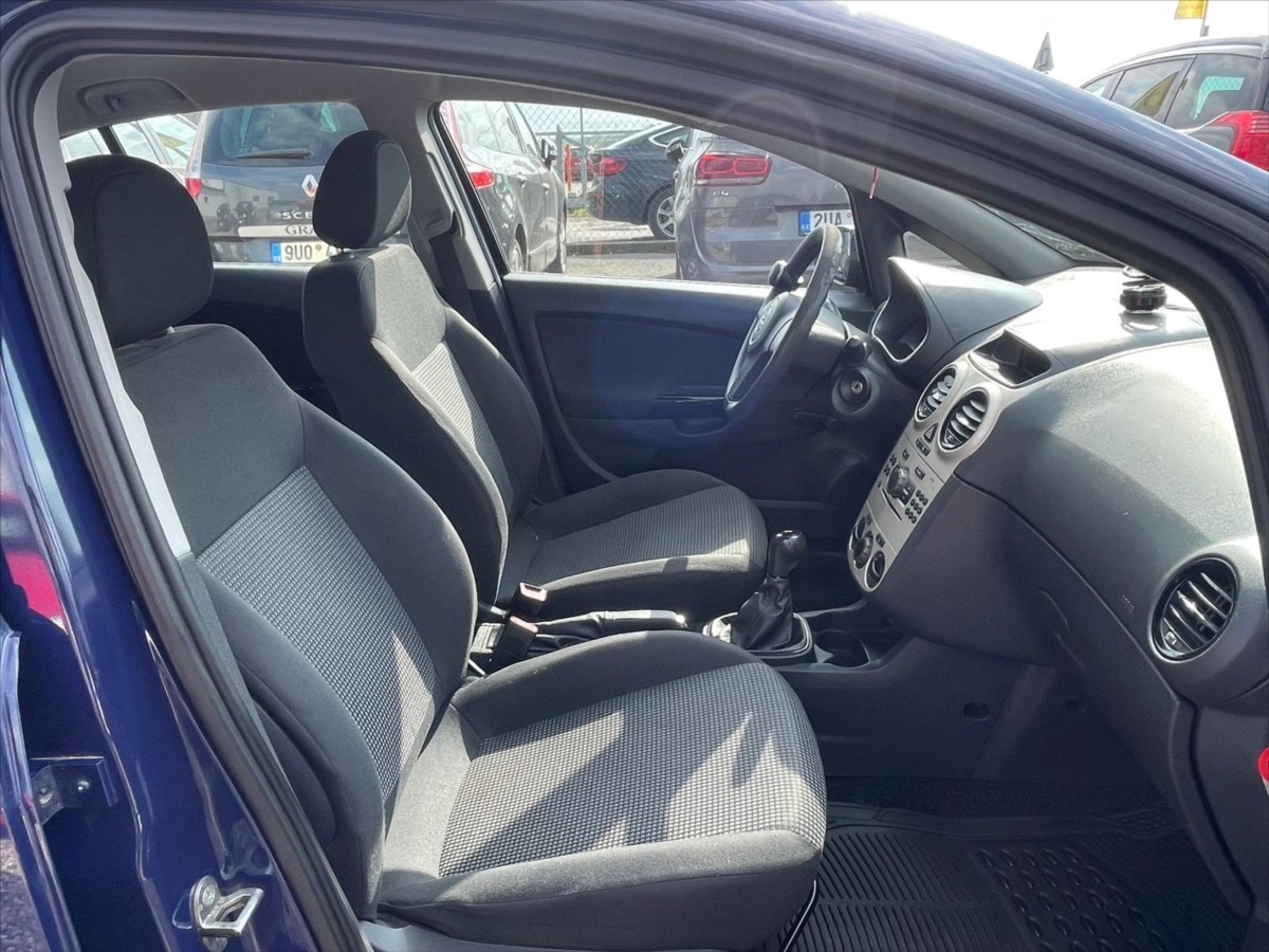 opel-corsa-1-4-i - 9
